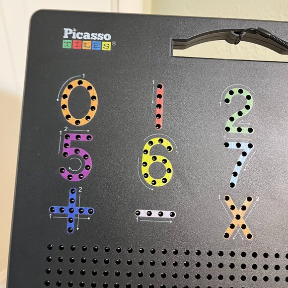 Picasso Tiles - Magnetic Drawing Board - 2 in 1 - Alphabet & Numbers - ABC & 123 - Picture 3 of 4